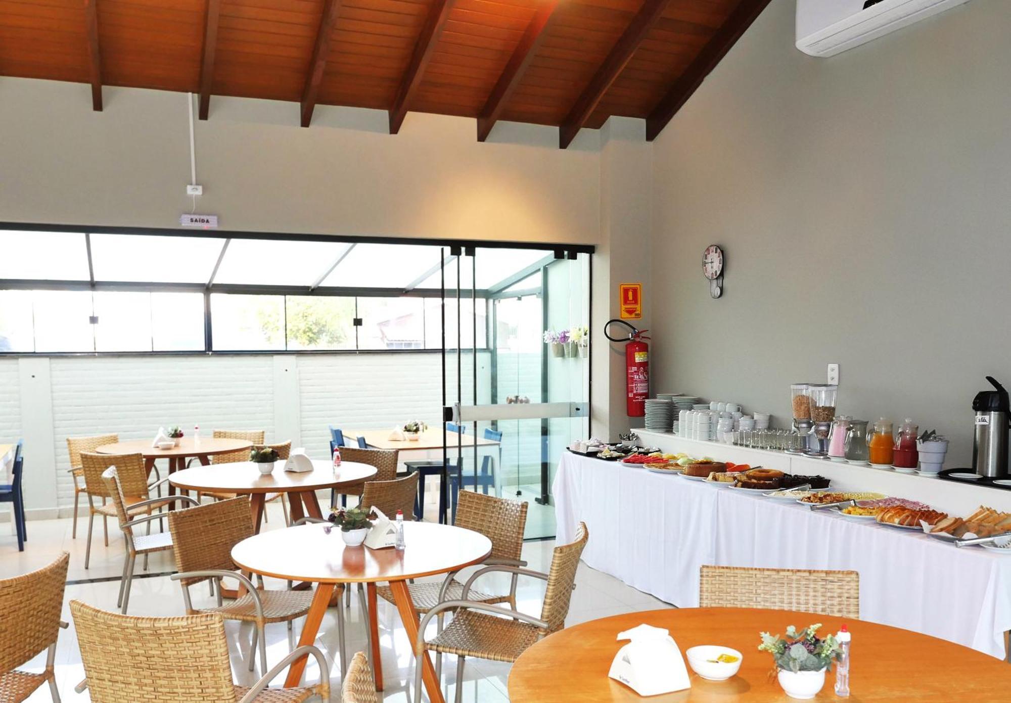 Clh Suites Bonito Central Exterior foto